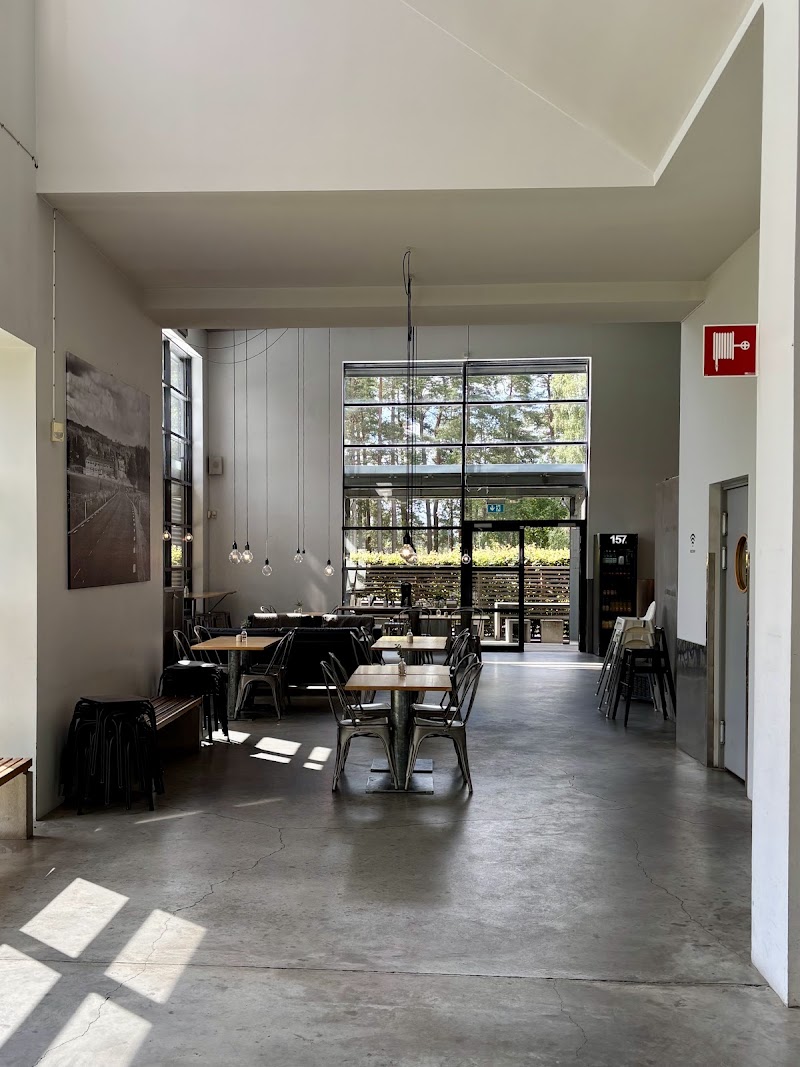 Café Lager 157