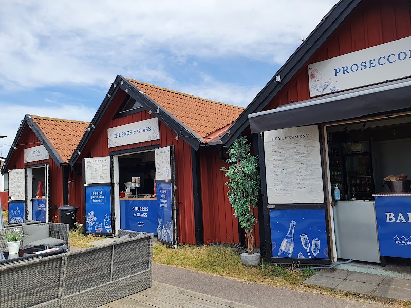 Tre bodar Byxelkrok