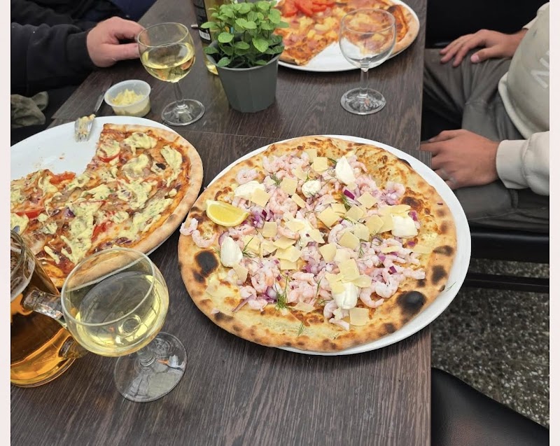 Böda Semesterby kök och bar