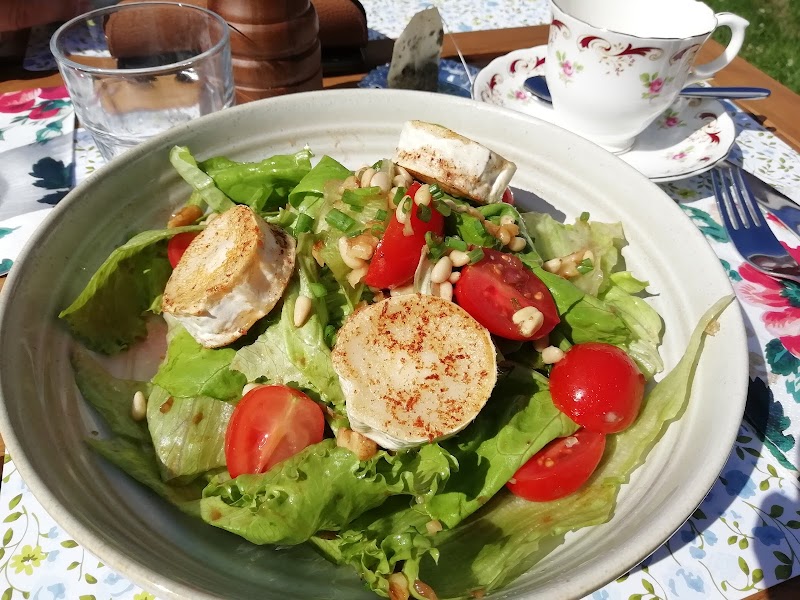 Mimi's English Tearoom