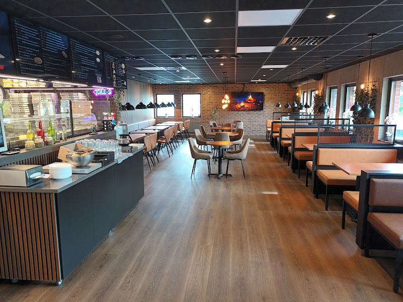 Grill & Pizzeria Falken