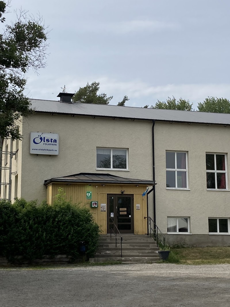Ölsta Folkets hus och Park