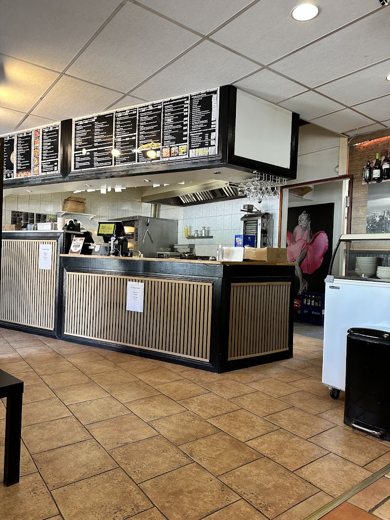 Mickis Pizzeria