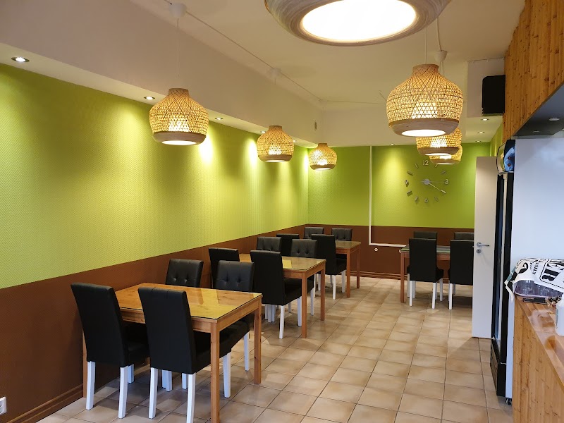 AROI Kitchen Thai